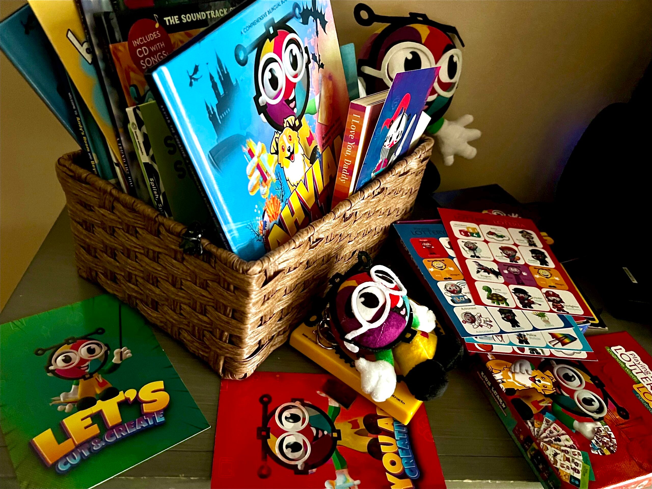 Travel Book + Finger Puppets + Box