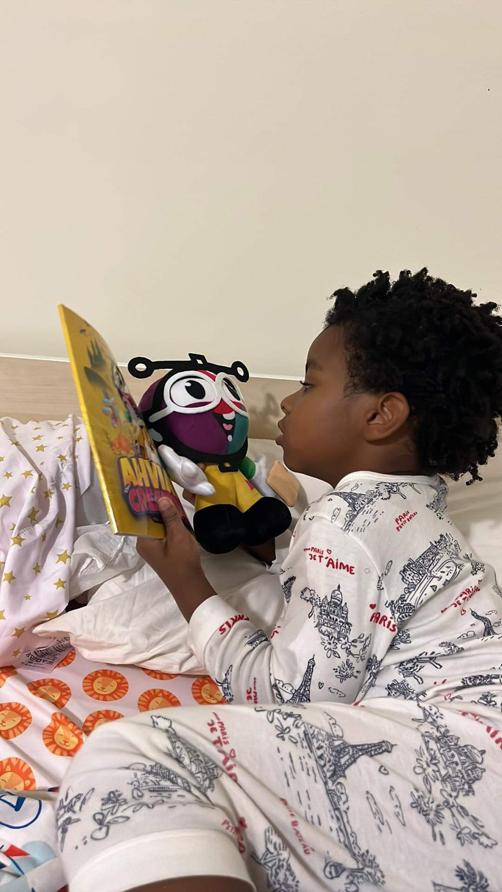 Adventure Book + Finger Puppets + Box