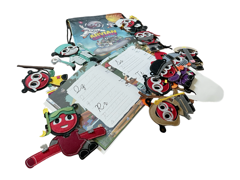 Writing Cursive Activity Bilingual Book + Finger Puppets