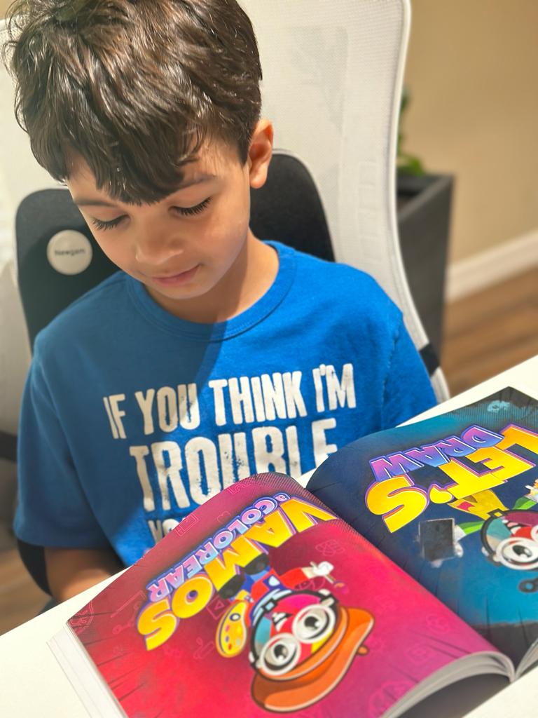 Travel Book + Finger Puppets + Box