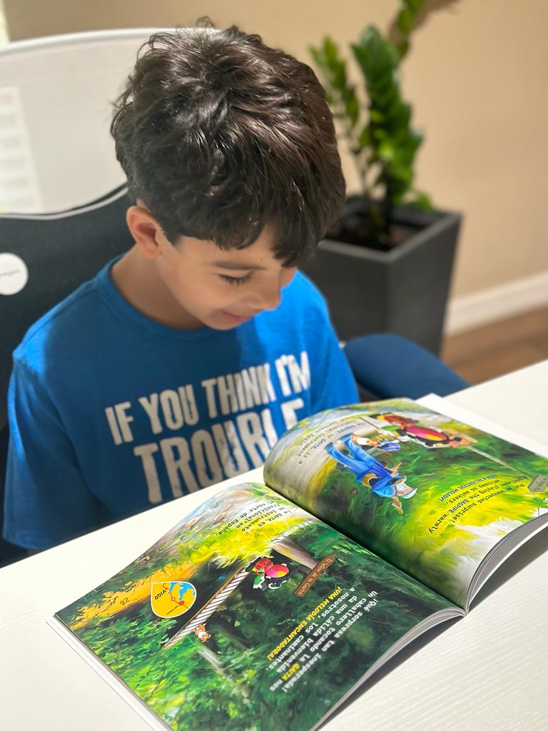 AhvianTheCreative: Travels- Bilingual Reading & Activity Book 📘